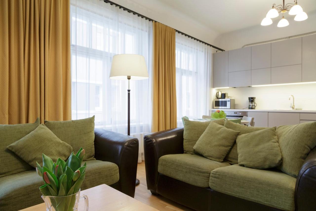Saaresalu City Center Apartment Pärnu Esterno foto