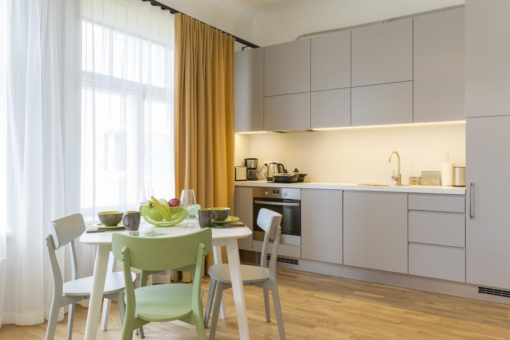 Saaresalu City Center Apartment Pärnu Esterno foto